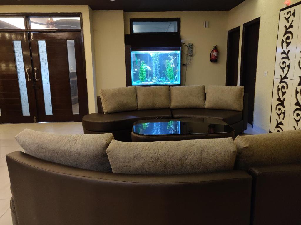 Blue Bell Hotel - Greater Noida photo 2