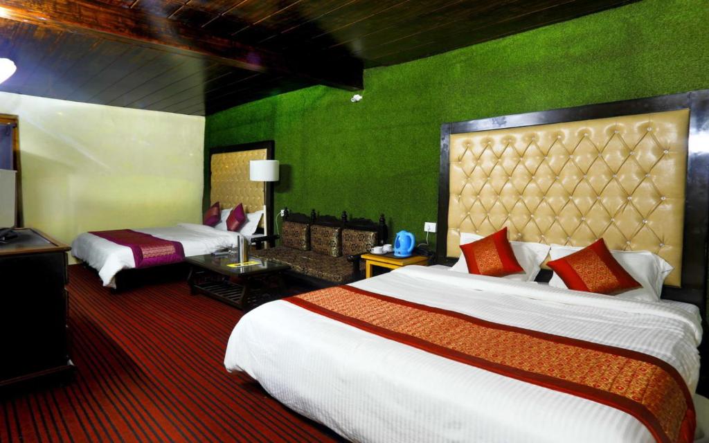 Hotel Kausani Retreat photo 1
