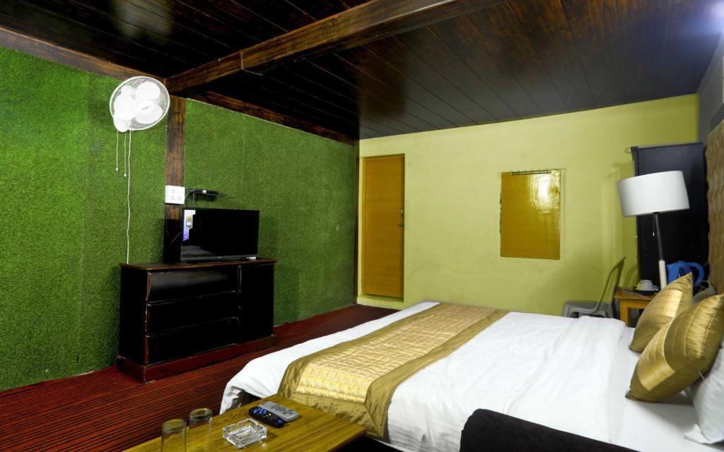 Hotel Kausani Retreat photo 4