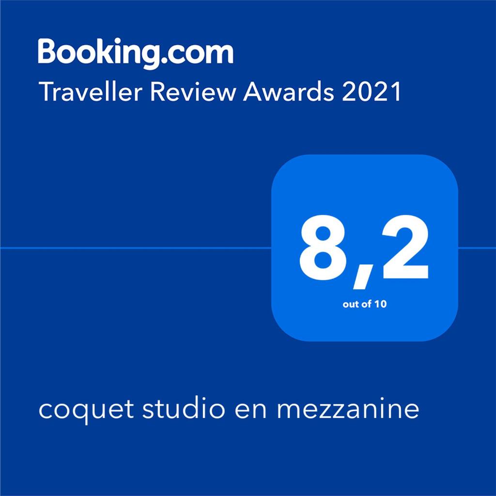 coquet studio en mezzanine à louer pour 2 personnes maxi résidant en FRANCE photo 2