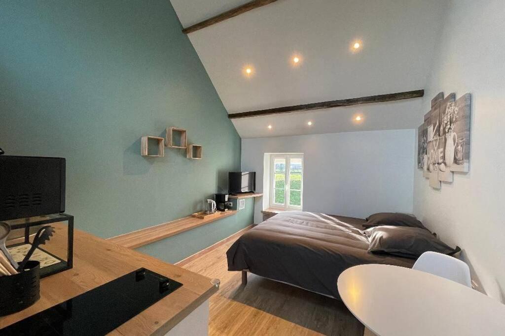 Studio indépendant 2 pers - Châtillon sur Colmont la petite gare photo 2
