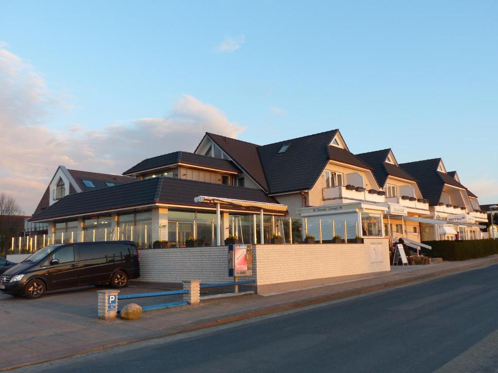 Strand-Hotel photo 1