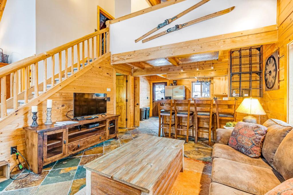 Keechelus Lodge photo 1