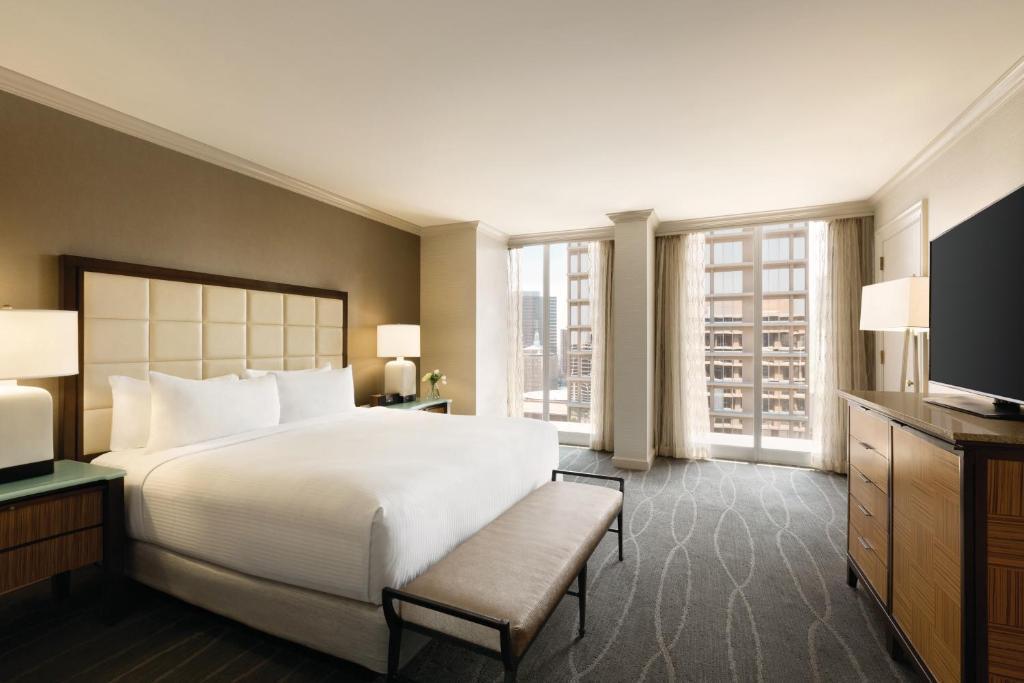 Двухместный (Номер Fairmont Gold), Fairmont Dallas