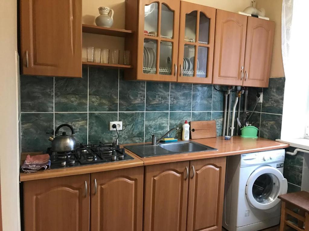 Shevchenka Guest House от 600гр 1-2-3к квартири 096-55-48-111 біля Академії photo 2