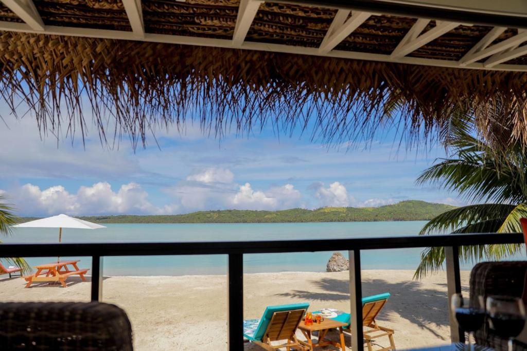 Tai Roto Bay photo 3