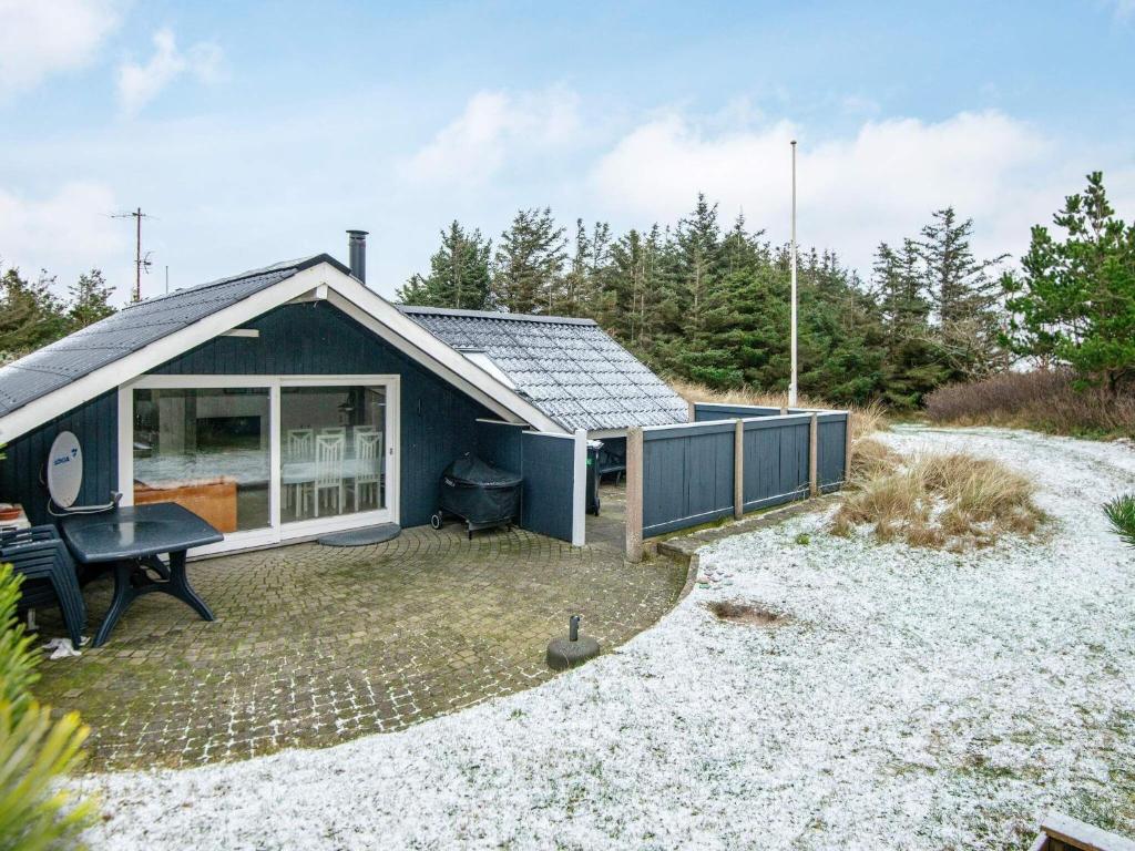 6 person holiday home in Ringk bing