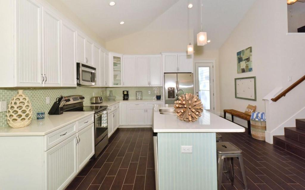 Seahorse Beach House by Beach Retreats photo 4
