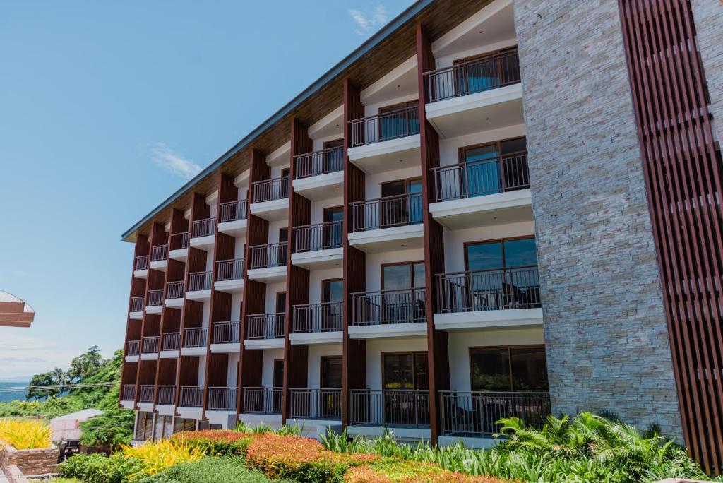 Modala Beach Resort Room Type - Lantaw Panoramic (Deluxe Panoramic View)