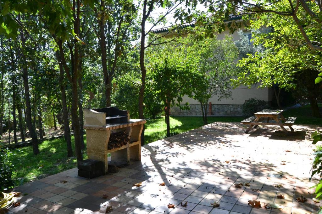 Casa Rural El Trepador Azul Futbolín Barbacoa 8 personas photo 3