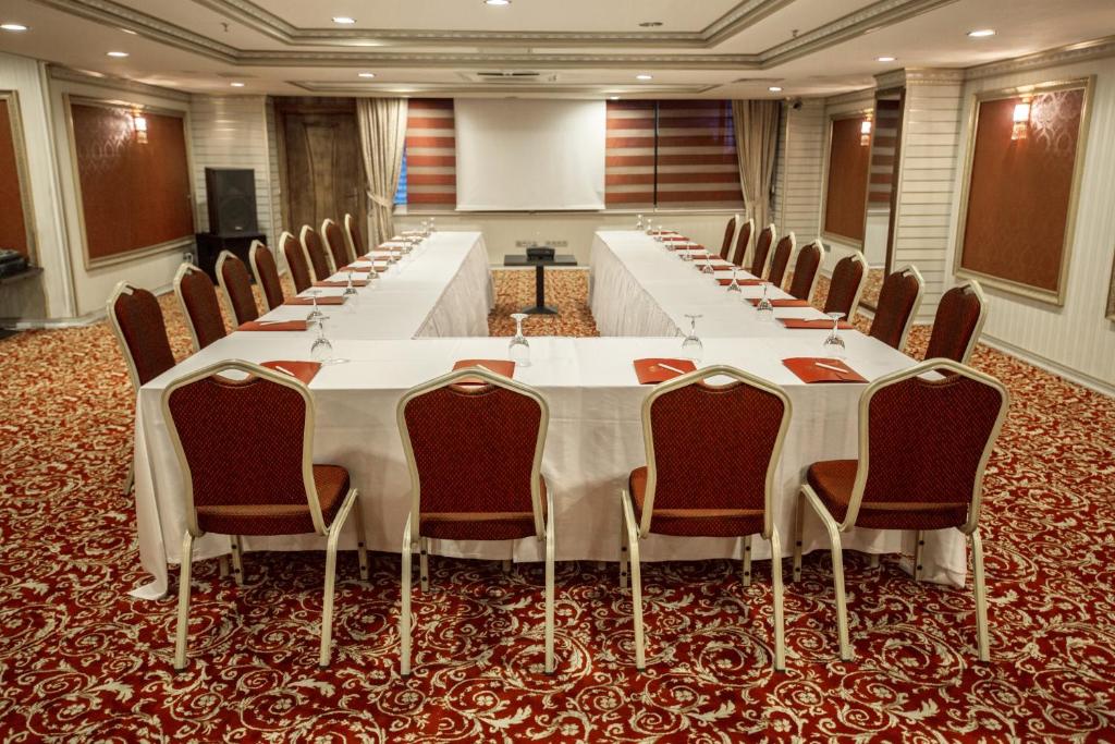 Yücesoy Liva Hotel Spa & Convention Center Mersin photo 4