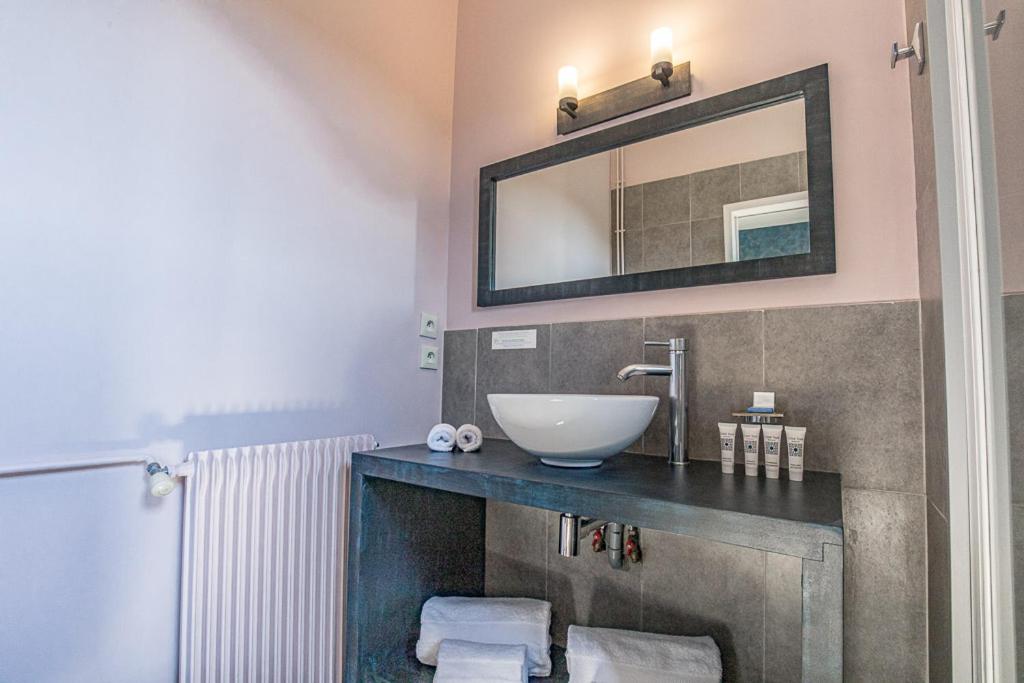 Le Relais Des Chartreuses photo 2