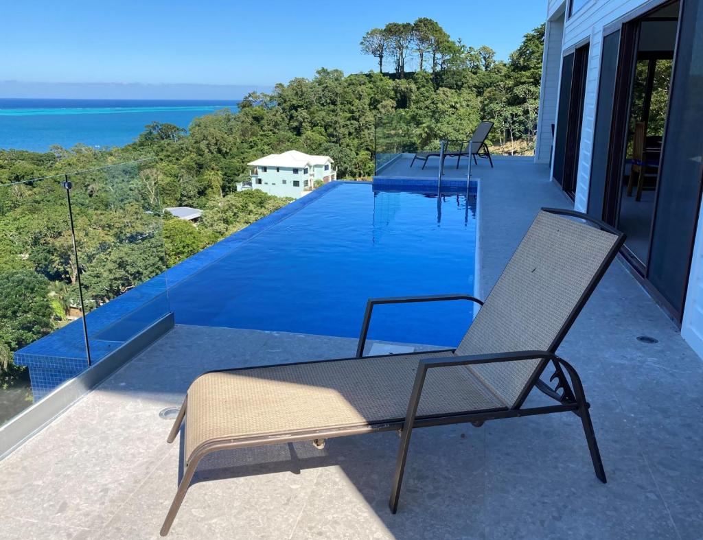 Turquoise Views at Coral Views Village photo 1