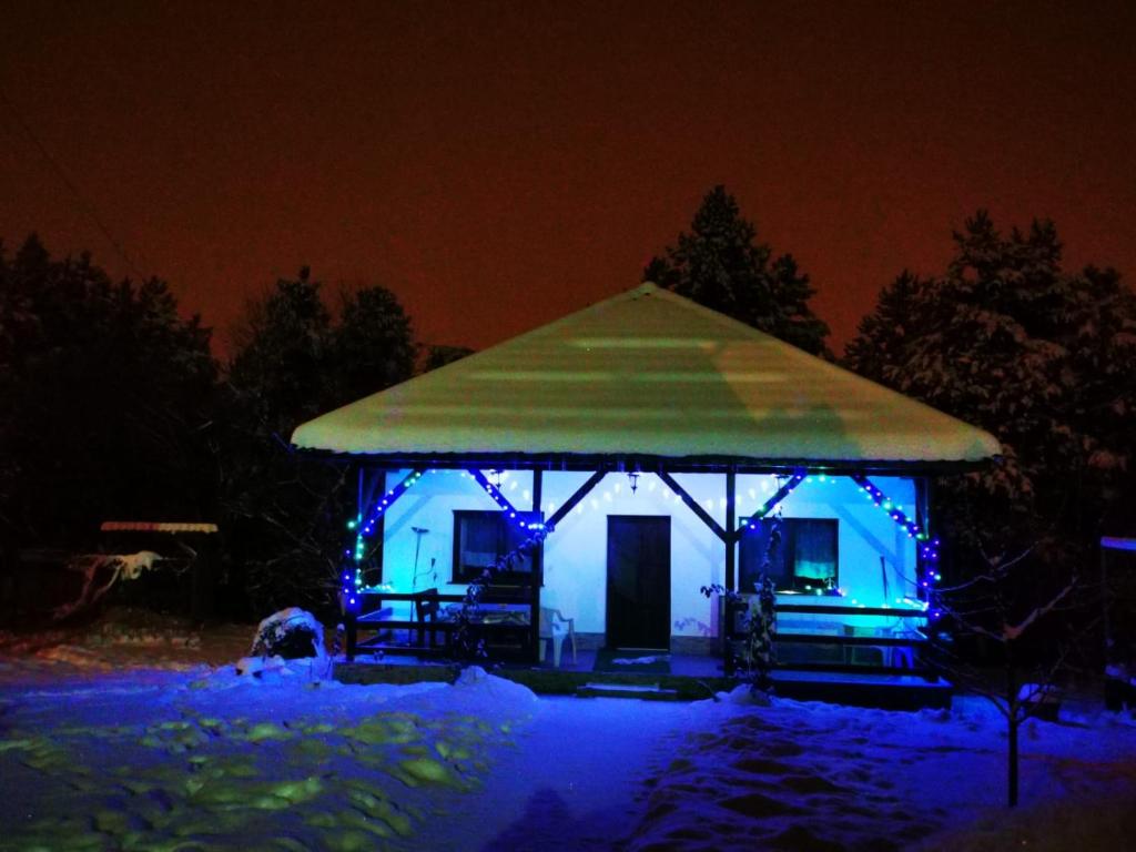 Limpedea Green House