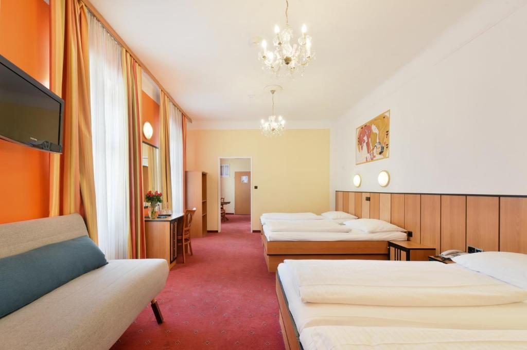 Четырехместный (Четырехместный номер), Gartenhotel Gabriel City
