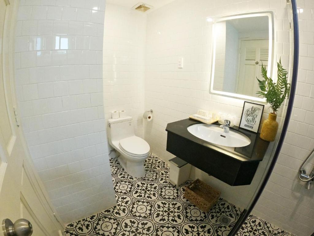 Двухместный (Стандартный двухместный номер с 1 кроватью), Dinh Phat Hotel