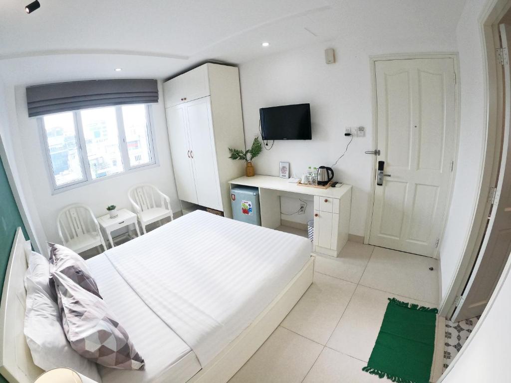 Двухместный (Улучшенный двухместный номер с 1 кроватью), Dinh Phat Hotel