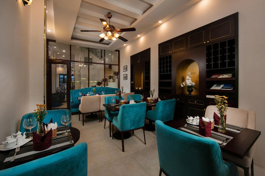 Khách sạn Golden Orchid 