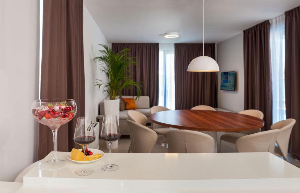 Villa Trogir Deluxe 2 6 Beautiful Bedrooms Private Pools Sea Front - Sauna photo 2
