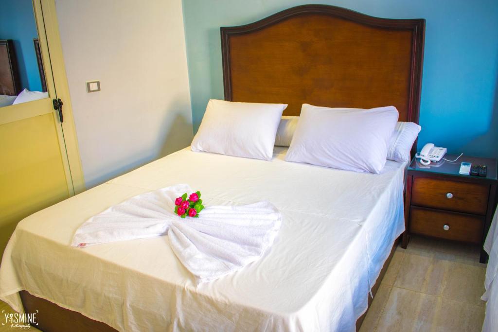 Семейный (Семейный номер с балконом), Crown Hotel