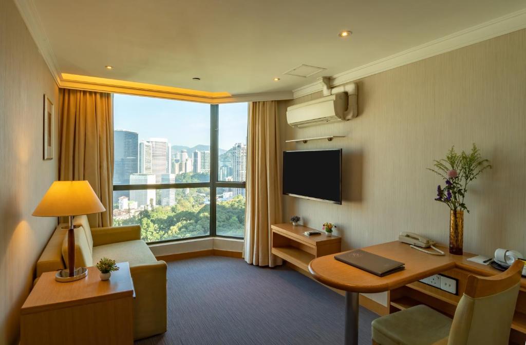 Bishop Lei International House photo 3