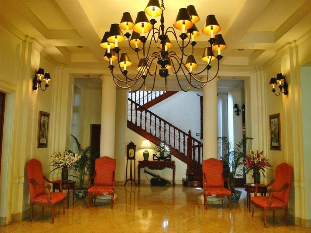 Settha Palace Hotel photo 1