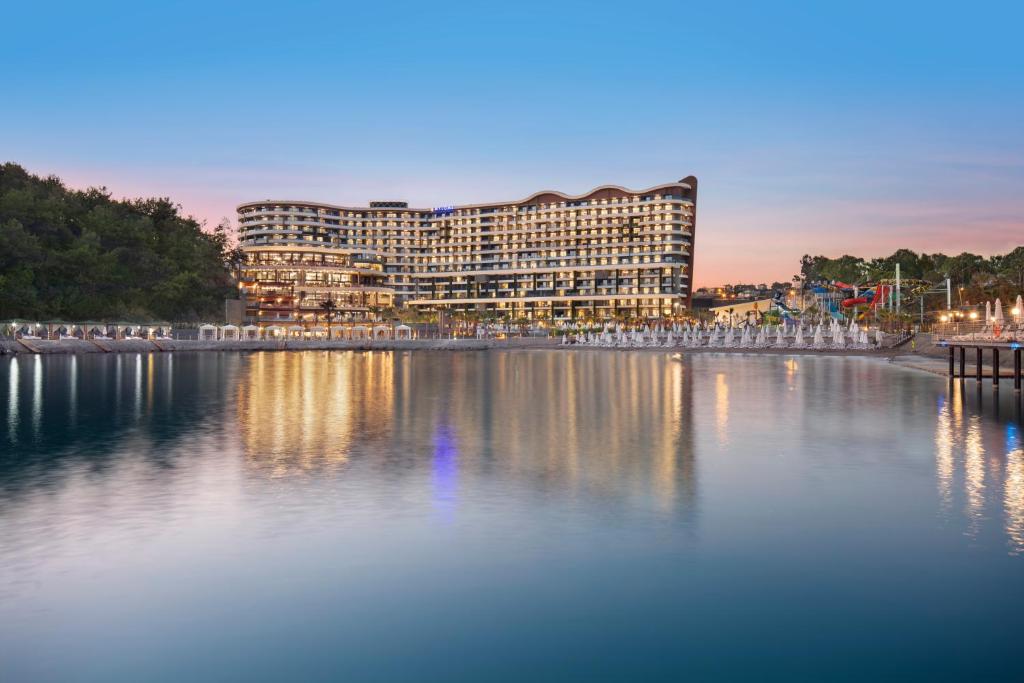 Mylome Luxury Hotel & Resort photo 1
