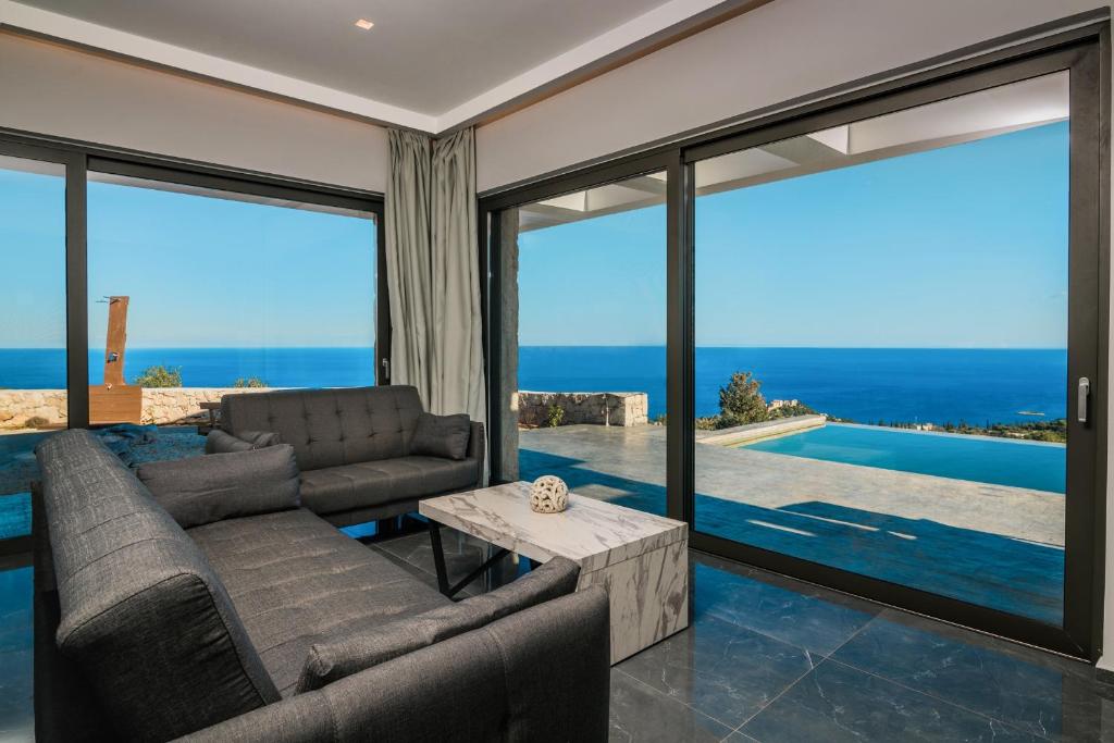 Nikolakos Villa photo 1