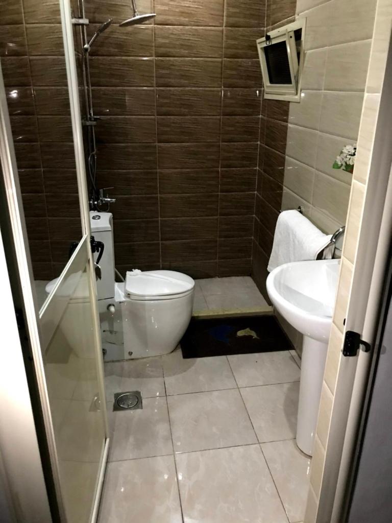 Семейный (Семейный номер с балконом), Crown Hotel