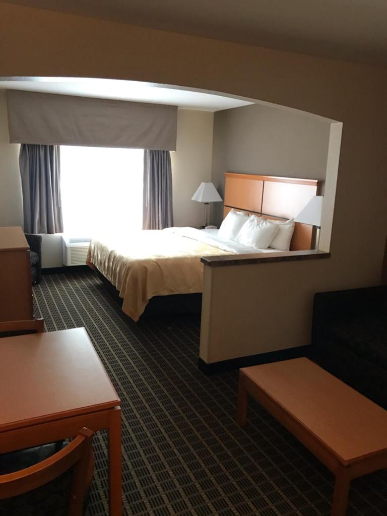 Quality Inn and Suites Summit County photo 1