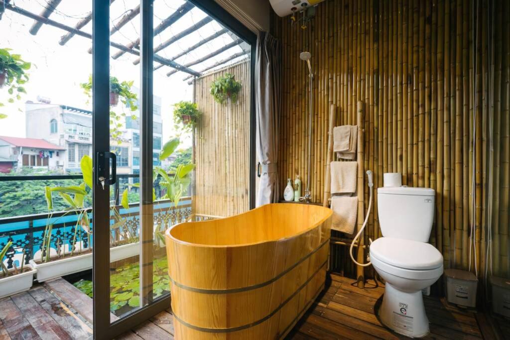 LotusHomestayHanoi- Oasis View 1