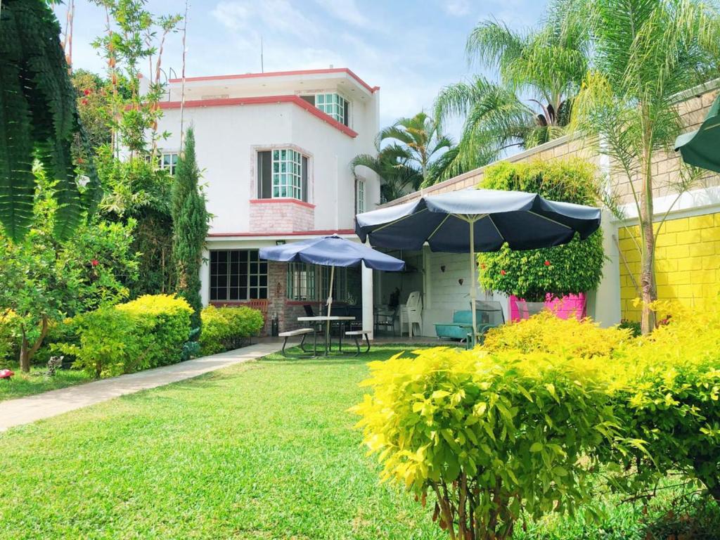 Preciosa Casa Maya Alberca y Jacuzzi Jiutepec Cuernavaca photo 4