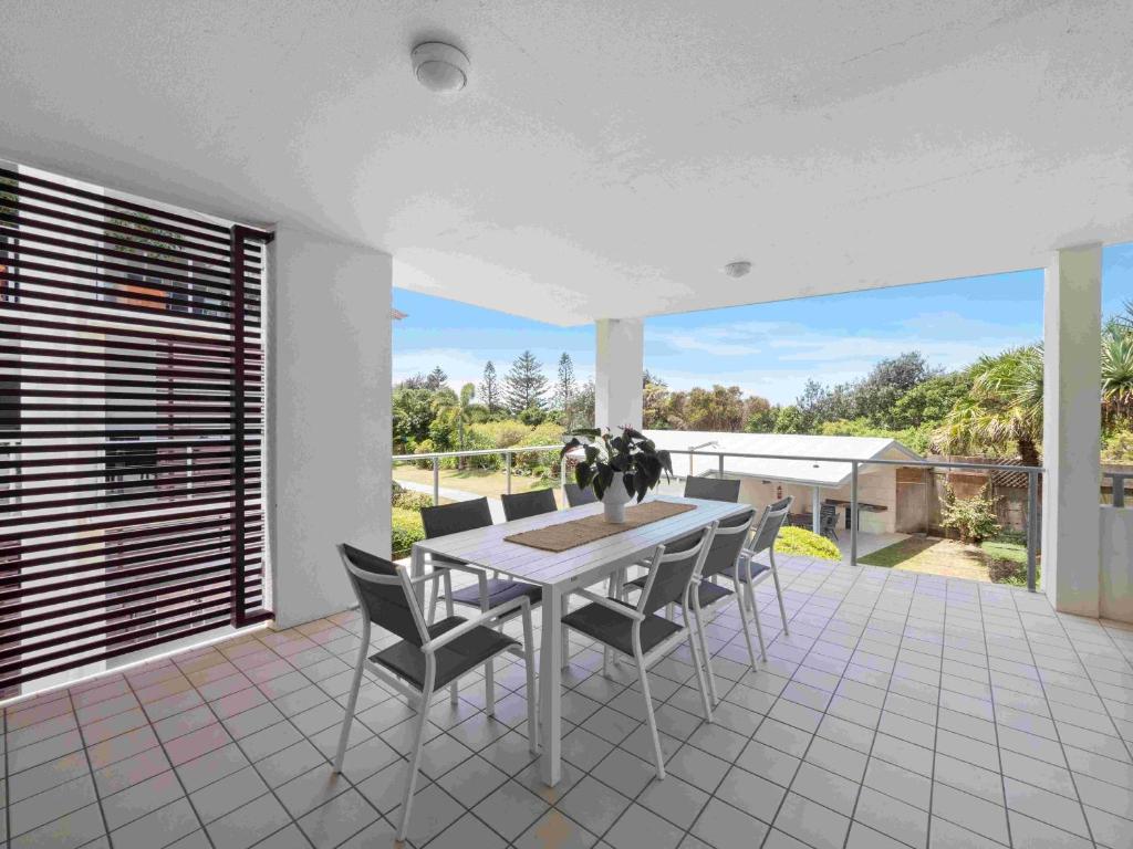 Pacific Marina Apartments photo 3