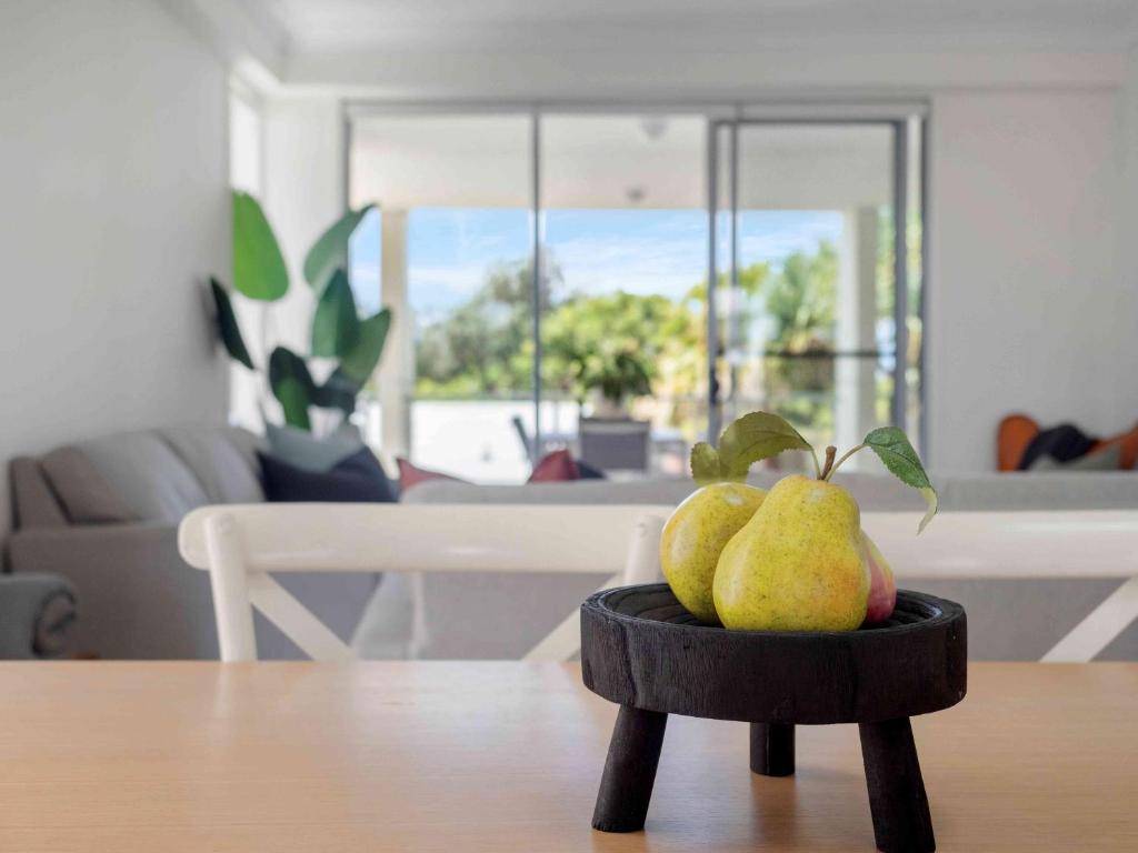 Pacific Marina Apartments photo 2
