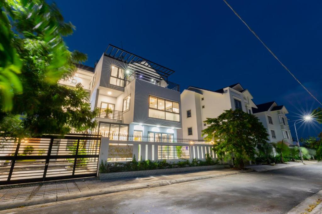 Palm Villa 31 (8 Phòng Ngủ) Khu Nghĩ Dưỡng Cao Cấp