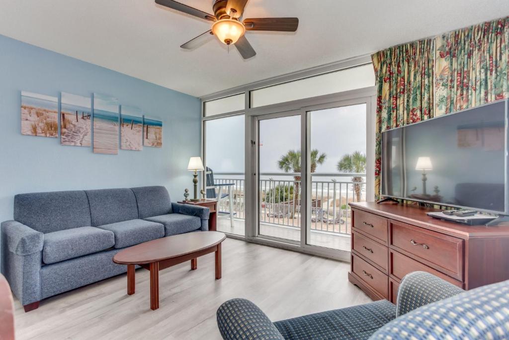 Atlantica Towers Beach-side Condo w Pools photo 1