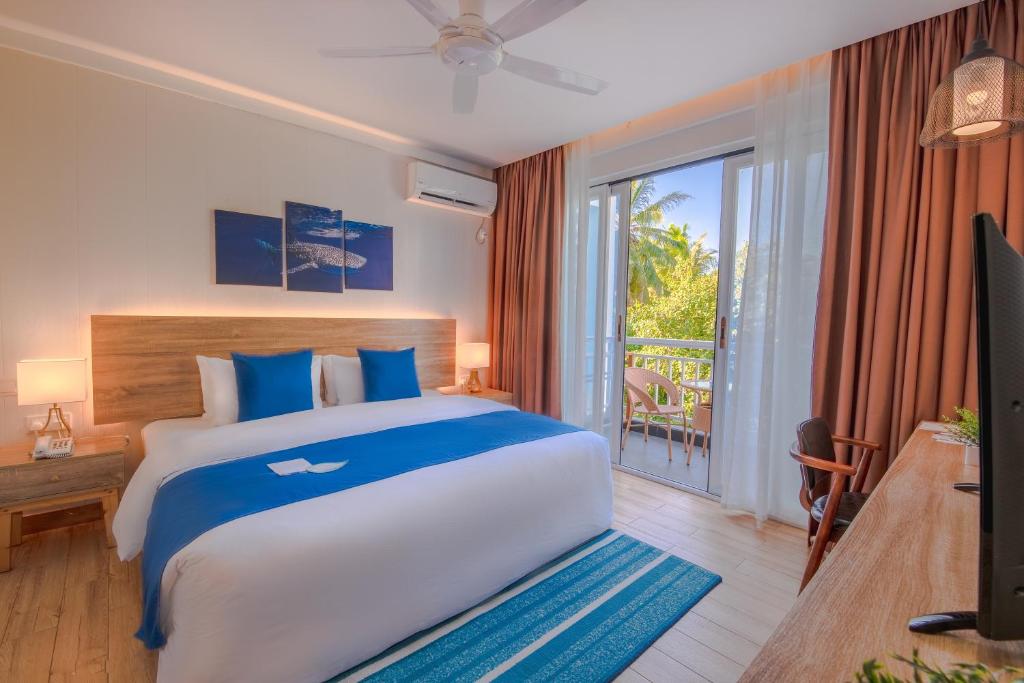Dhiguveli Maldives photo 1