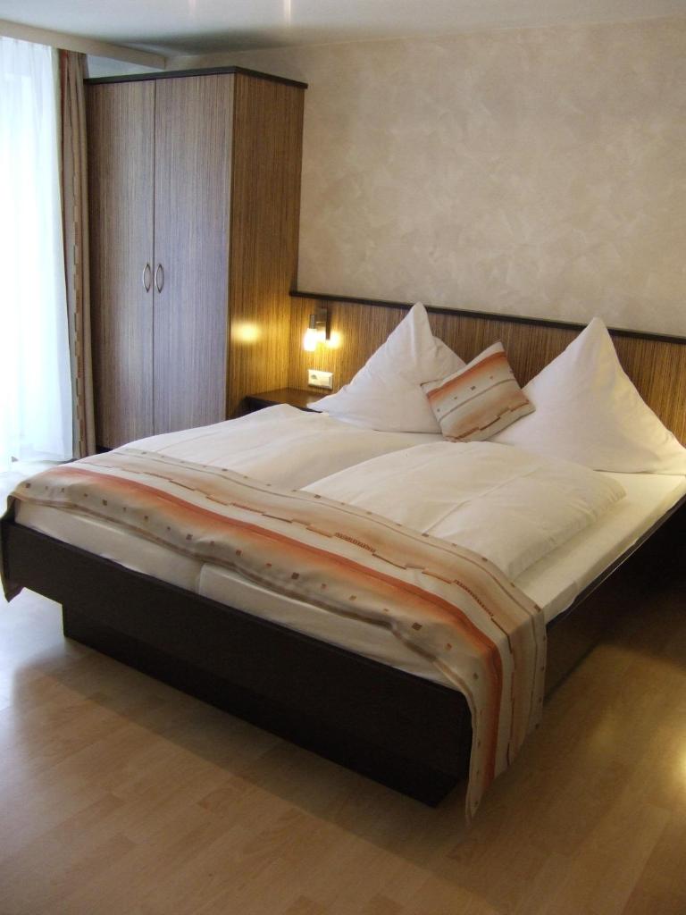 Семейный (Семейный номер (для 5 взрослых)), Hotel Bella Vista