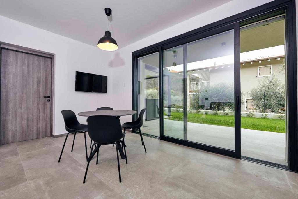 ApartmentsGarda - Aurora Deluxe photo 3