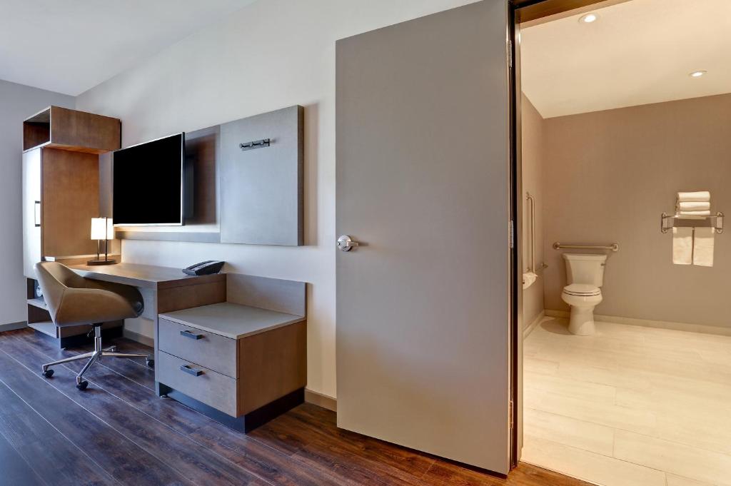 Hyatt Place Prince George photo 1