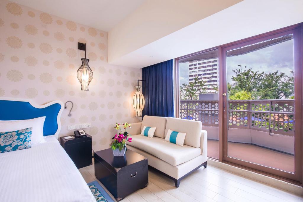 Двухместный (Клубный номер Peranakan), Village Hotel Katong by Far East Hospitality