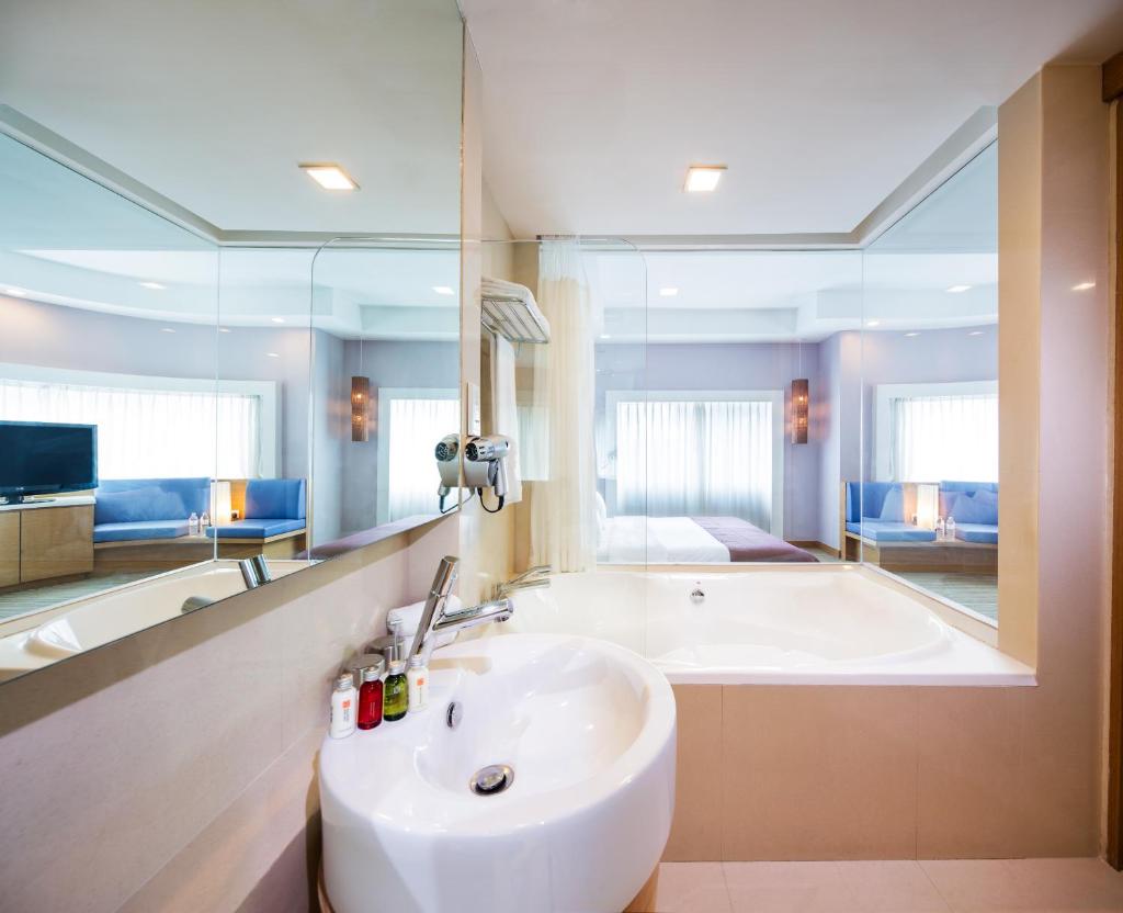 Двухместный (Люкс), Village Hotel Changi by Far East Hospitality