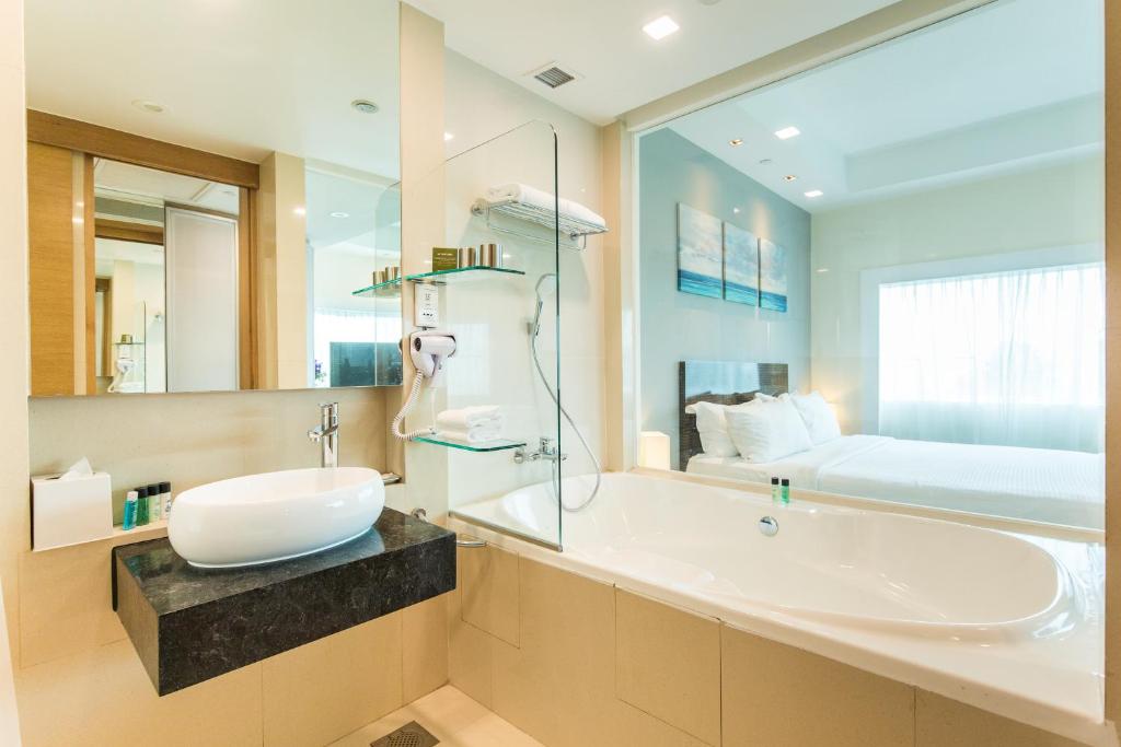 Двухместный (Люкс), Village Hotel Changi by Far East Hospitality