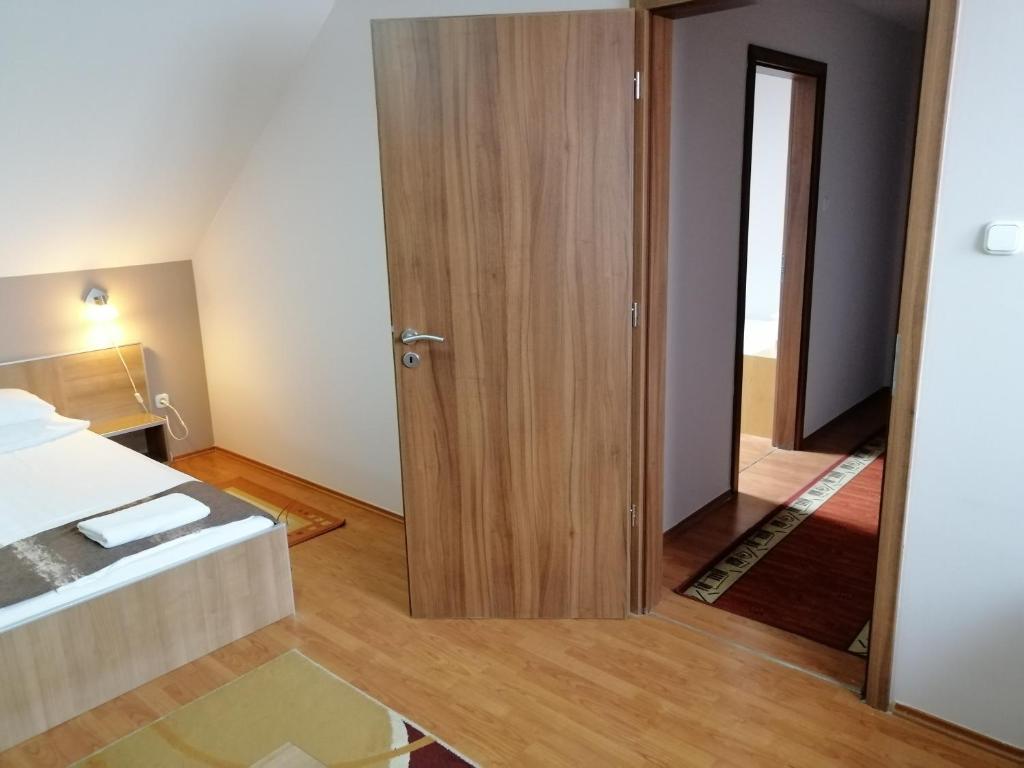 Csipkeház Apartman photo 1