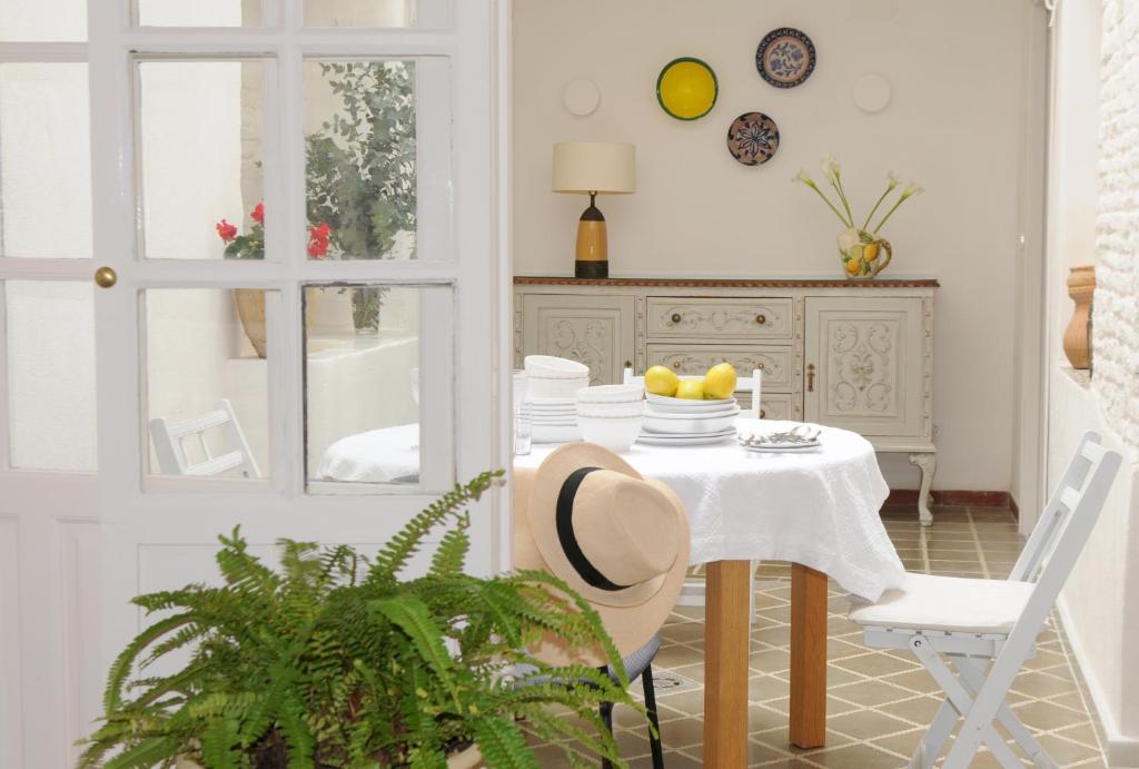 Casa en pleno centro EL LEÓN BLANCO 6 personas CHIMENEA Y TERRAZA CON VISTAS