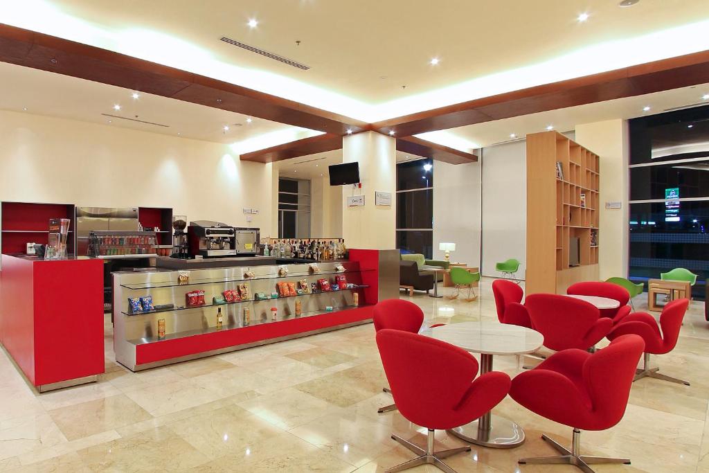 Hotel Opus Grand Toluca Aeropuerto photo 3