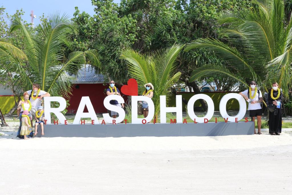 Quicksand Rasdhoo photo 3