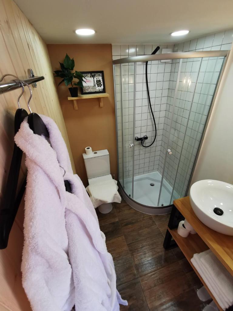 Jewelberry Glamping Hotel Tbilisi photo 2