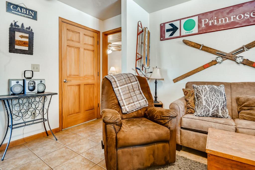 Two-Bedroom Condo at Streamside Lane photo 1