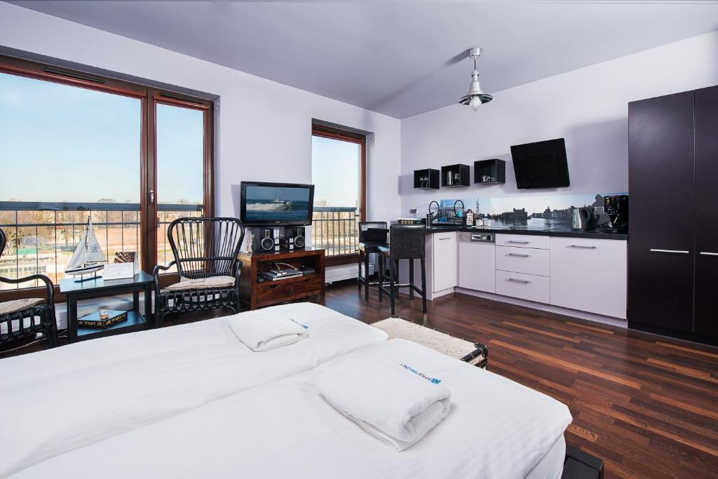 Апартаменты (Апартаменты-студио (для 2 взрослых)), Apartamenty Apartinfo Szafarnia